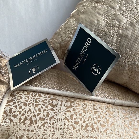 Bundle Of Waterford Ruffino Collection Trim-Tasseled Reversible Jacquard Pillows - Picture 13 of 13